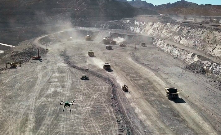 Permiso para empresas mineras en Peru contexto