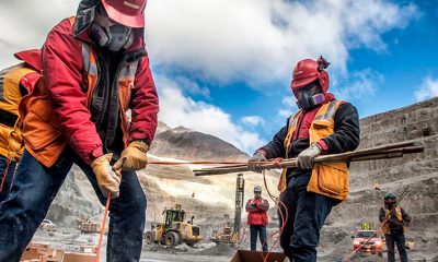 Peruanos apoyan la minería